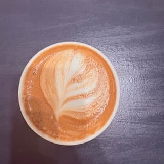 A single-origin coffee bag showing farm origin, harvest date and processing method — the transparency most blends lack